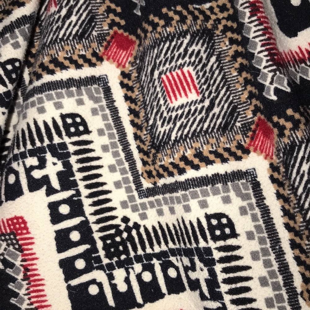 Aztec print legging - Picture 2 of 3